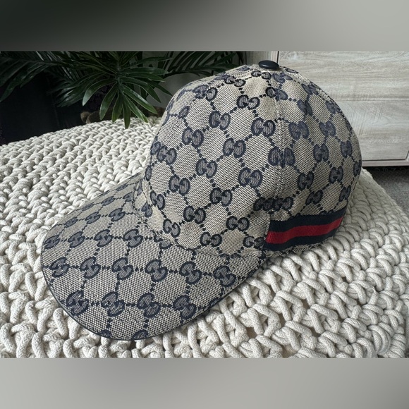 GUCCI ORIGINAL GG CANVAS BASEBALL HAT WITH WEB - Picture 3 of 12